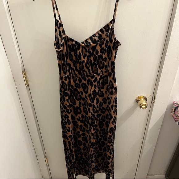Taylor Leopard Print Maxi Dress Size 6 - Picture 5 of 5